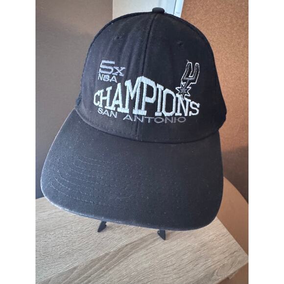 San Antonio Spurs 5x NBA Champions Cap - Picture 1 of 11